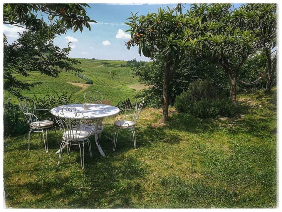 Il Poggio B&B San Damiano al Colle Kültér fotó