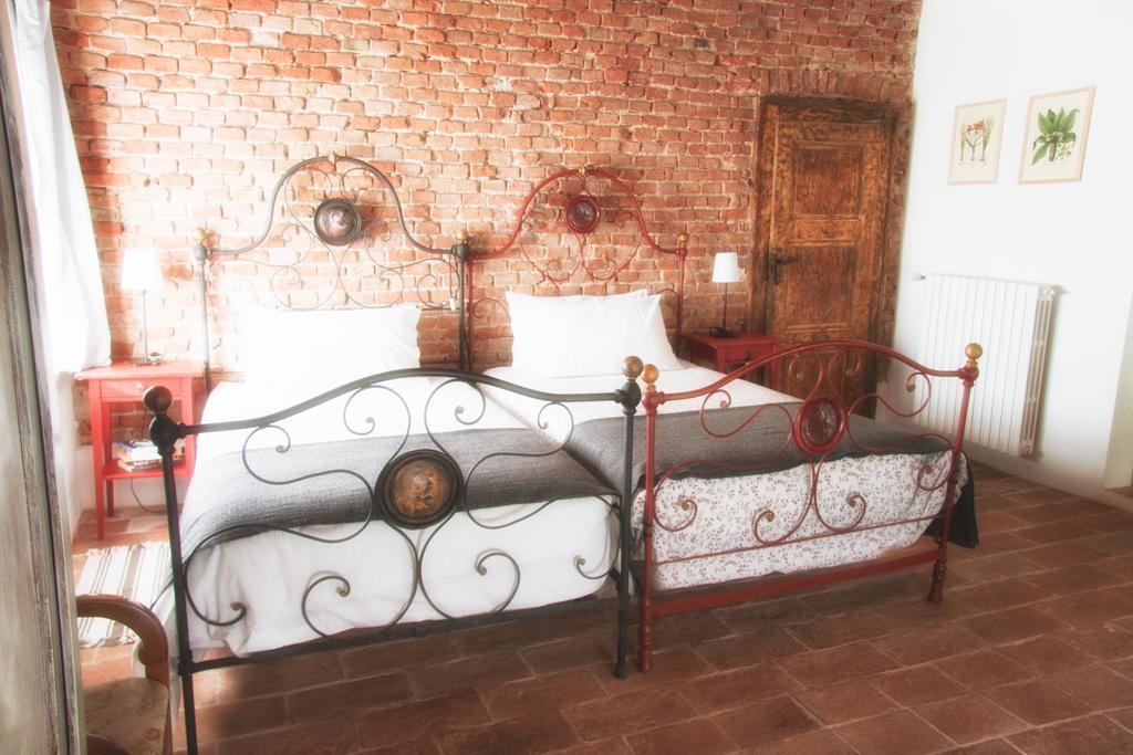 Il Poggio B&B San Damiano al Colle Kültér fotó